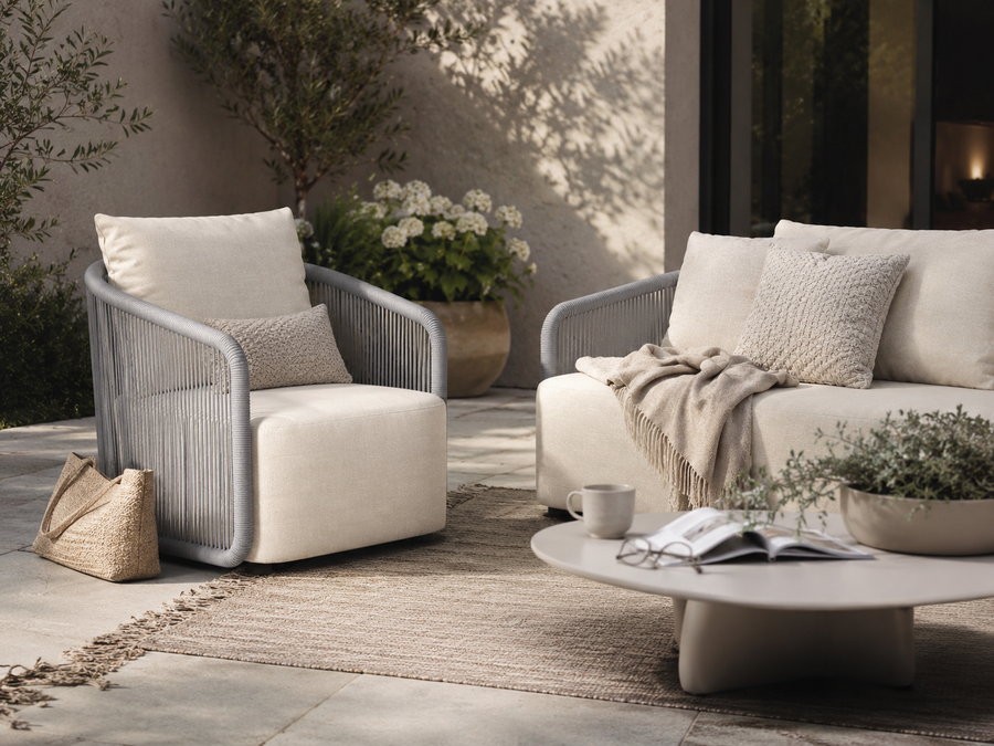 Outdoor Wohnzimmer einrichten: Gartenlounge Ideen & Trends für 2026