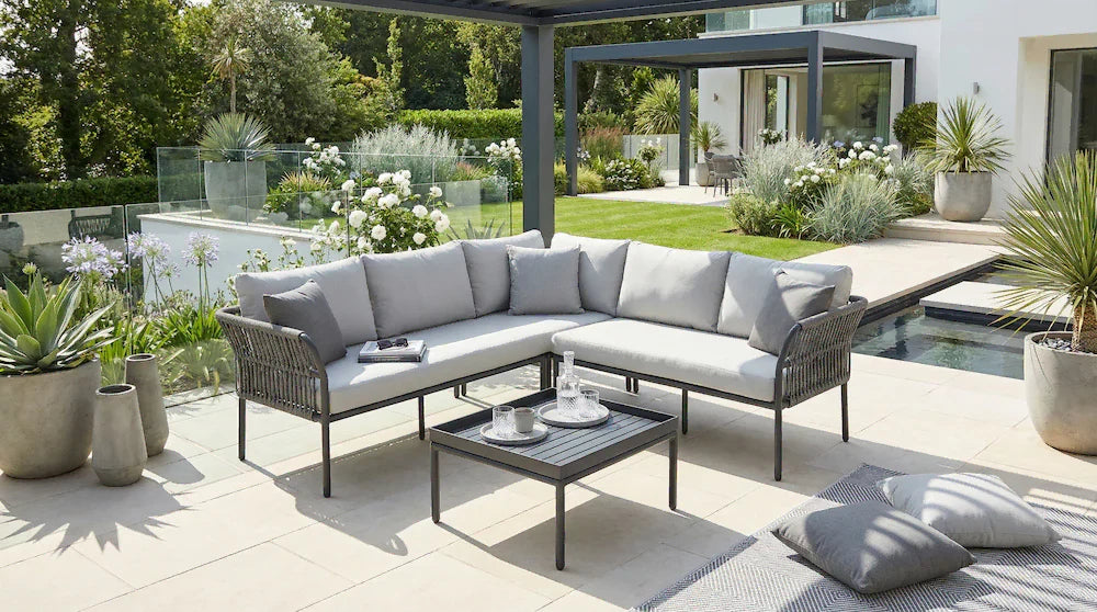 Outdoor-Möbel clever planen So sparst du Geld