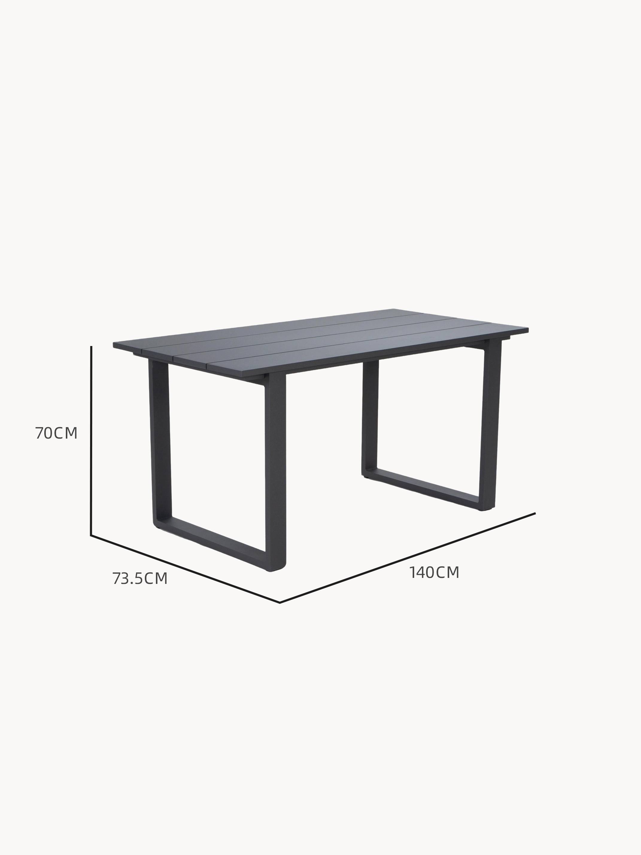 Elche Garten Ecklounge Tisch mit rechteckiger Form, slatted Oberfläche und zwei U-förmigen Beinen. Maße: 140 cm Länge, 73,5 cm Tiefe, 70 cm Höhe. Perfekt für stilvolle Outdoor-Arrangements.
