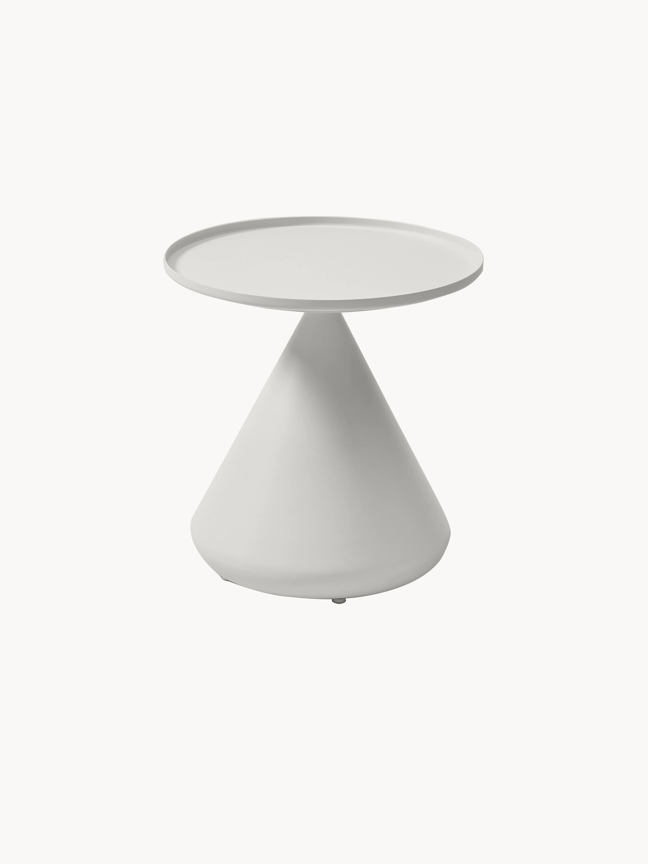 Aluminium-Rundtisch mit schwerem Fuß, ideal als stilvolles Element für Terrassen oder Balkone, passend zu Finqa GmbHs nachhaltigen Outdoor-Möbeln. Schlichtes, rundes Design für vielseitige Nutzung.