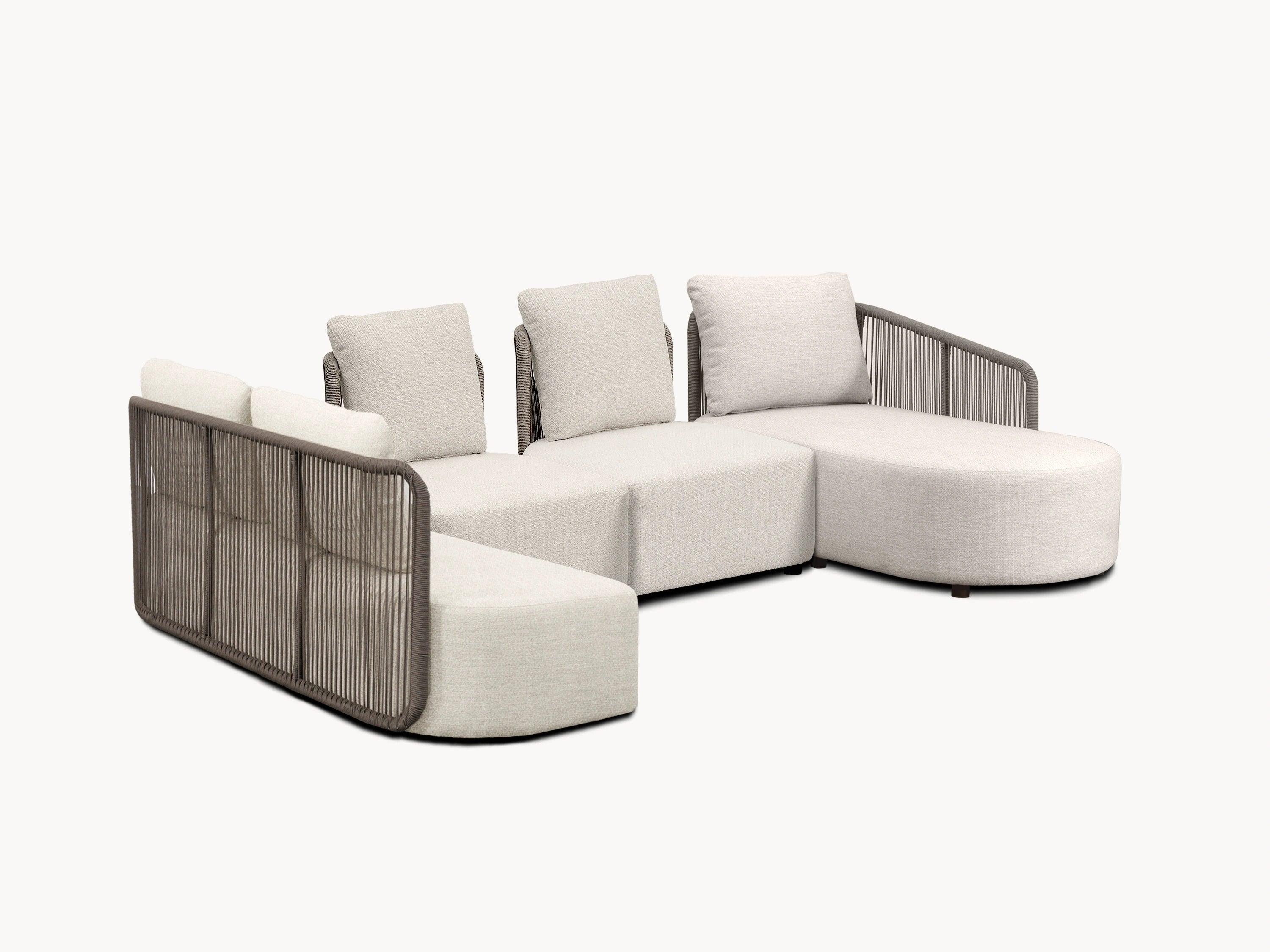 Kapalai Garten Loungesofa Set (6-Sitzer) mit weißen, geschwungenen Kissen, inspiriert von Palmen und Korallenriffen, bietet entspannte Eleganz und modularen Komfort für stilvolle Outdoor-Gestaltung.