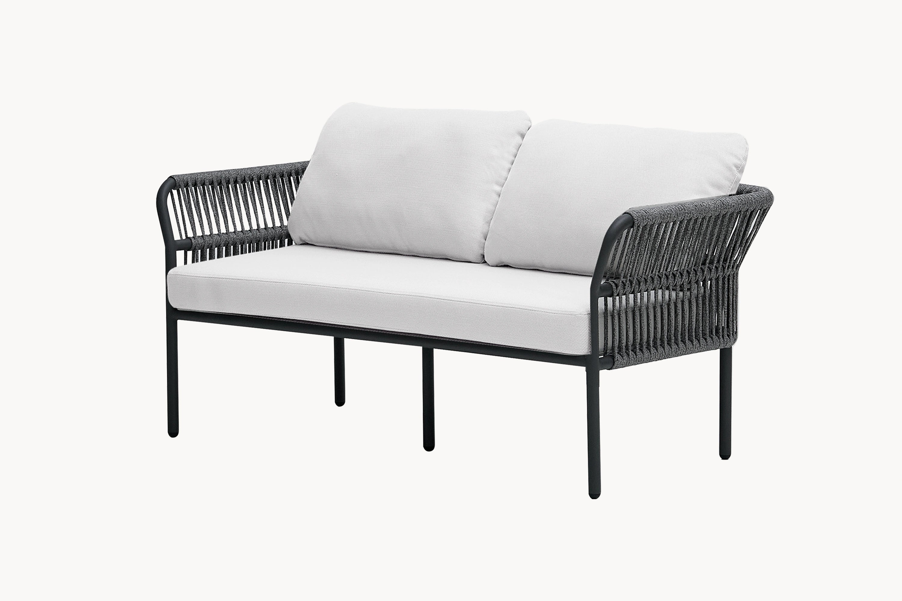Malaga Gartensessel mit zwei Armlehnen, aus wetterfestem Aluminium und Olefin-Stoff, bietet modularen Komfort und robustes Design für flexible Terrassengestaltung. Ideal für stilvolle, langlebige Outdoor-Einrichtungen.