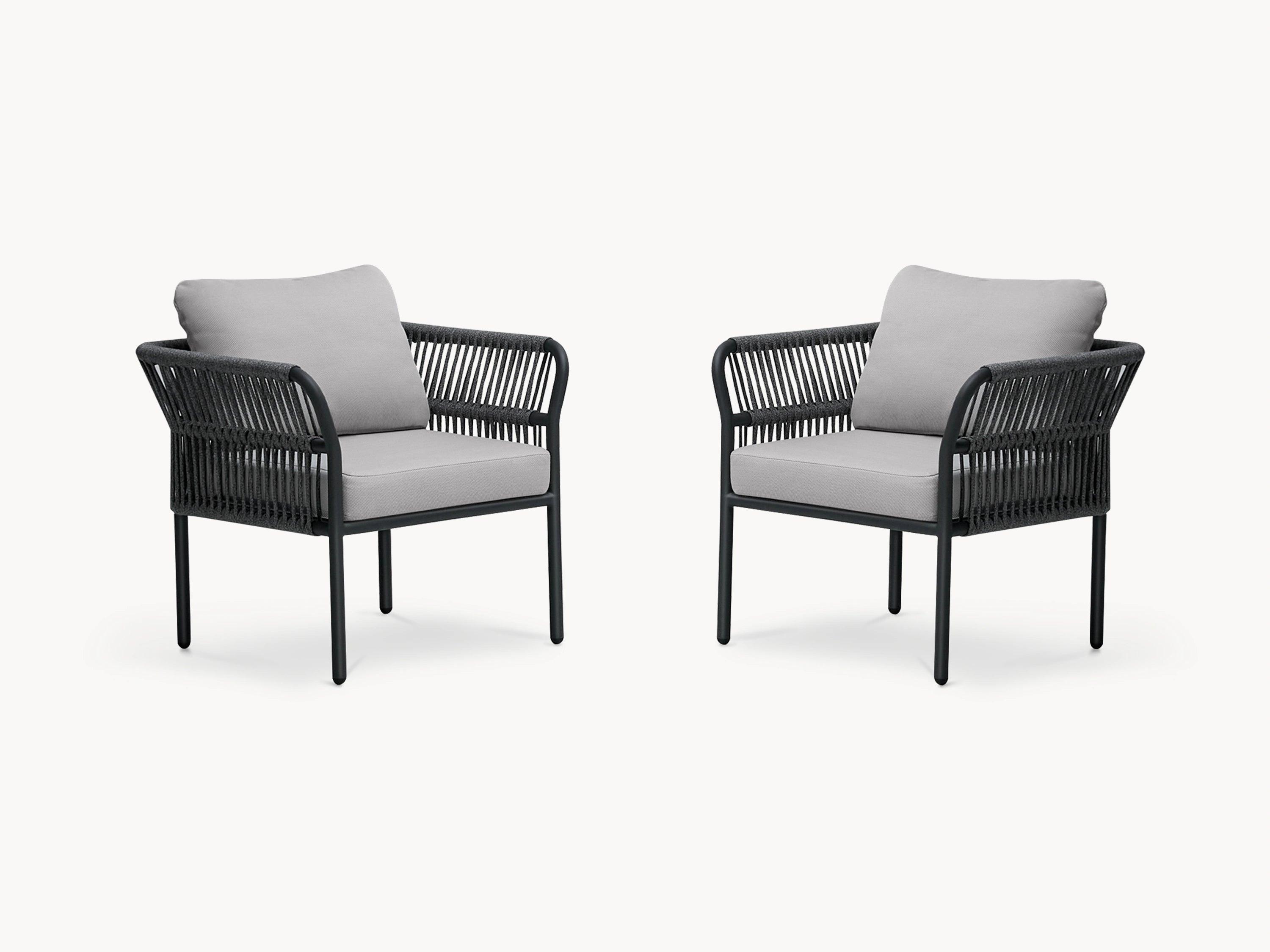 Malaga Garten Ecklounge Set (2-Sitzer) mit gepolsterten Sesseln auf weißem Hintergrund, zeigt modulares Design mit abgerundeten Armlehnen und wetterfesten Materialien für stilvolle Terrassengestaltung.