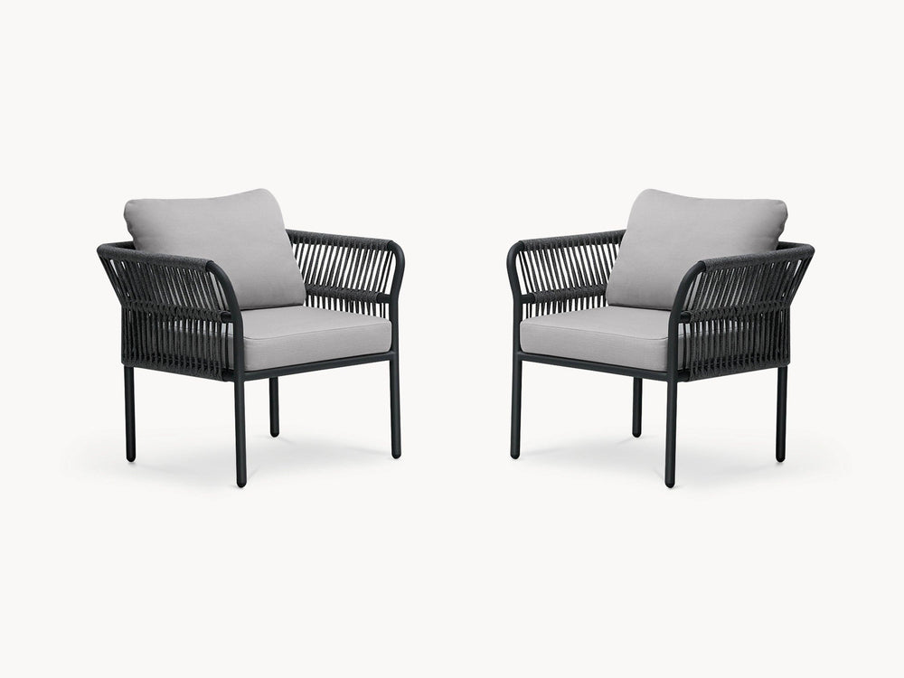 Malaga Garten Ecklounge Set (2-Sitzer) mit gepolsterten Sesseln auf weißem Hintergrund, zeigt modulares Design mit abgerundeten Armlehnen und wetterfesten Materialien für stilvolle Terrassengestaltung.