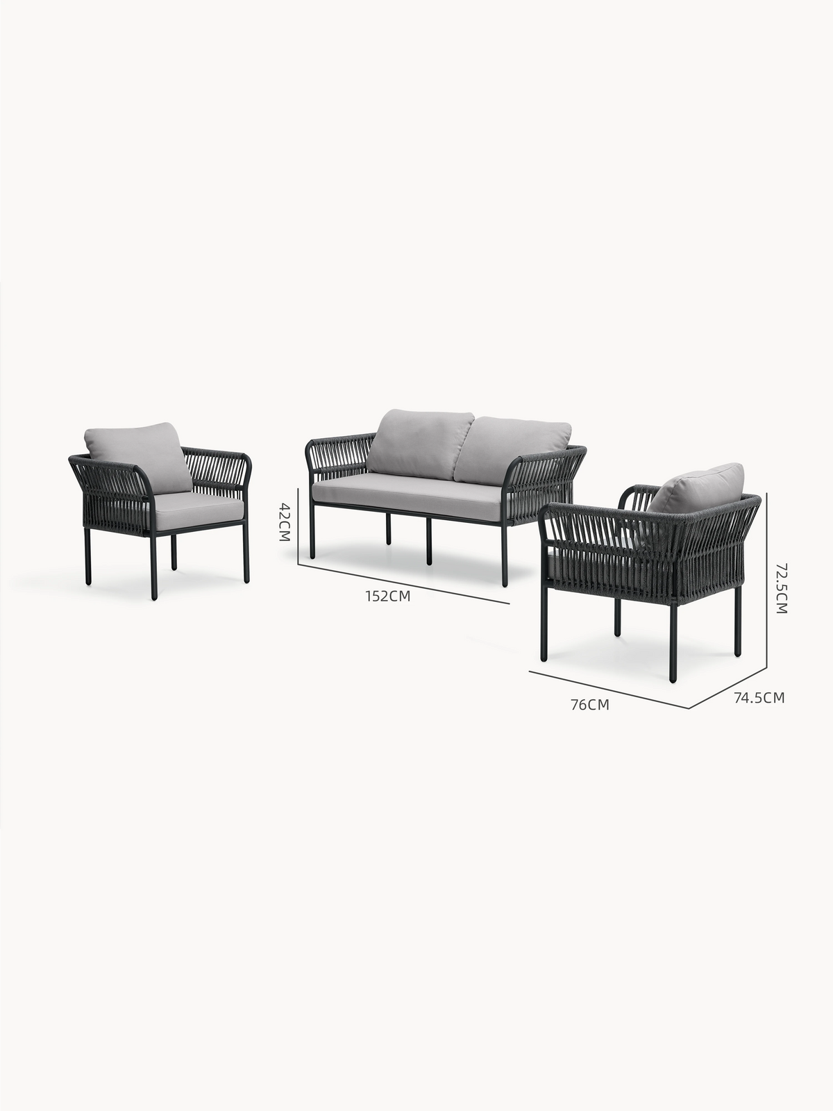 Malaga Garten Ecklounge Set: Dreiteiliges Set mit zwei Sesseln und einem Zweisitzer aus grauem, geflochtenem Seil, ergänzt durch graue Kissen. Ideal für flexible, stilvolle Terrassengestaltung.