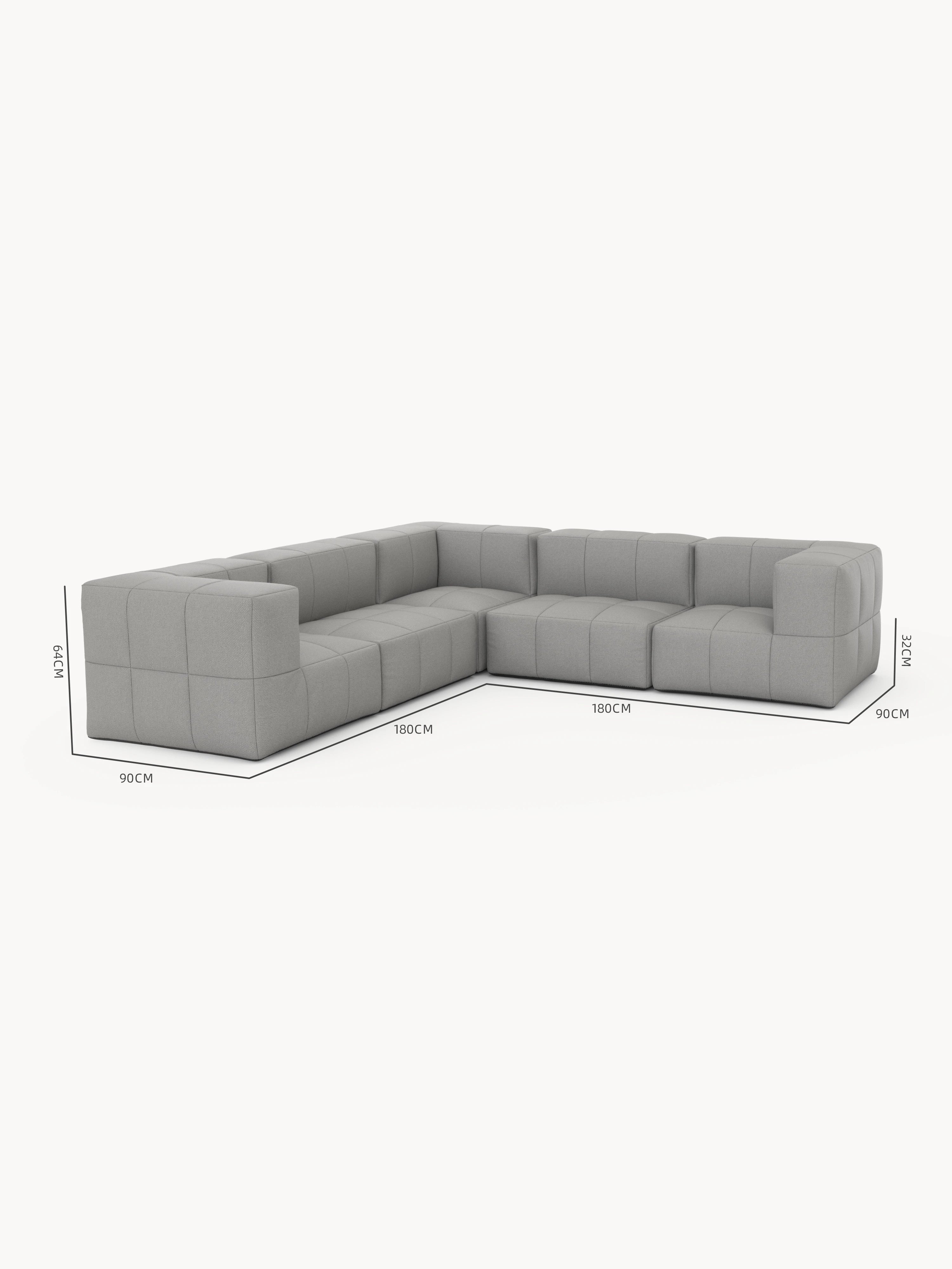 Modulares Garten-Lounge-Set Marshmallow, 5er-Set: L-förmiges, modernes Sofa in hellgrauer Polsterung mit blockartigen, gesteppten Modulen. Dimensionen: zwei 180 cm Längen, 90 cm Sitztiefe, 64 cm Rückenhöhe, 32 cm Sitzhöhe.