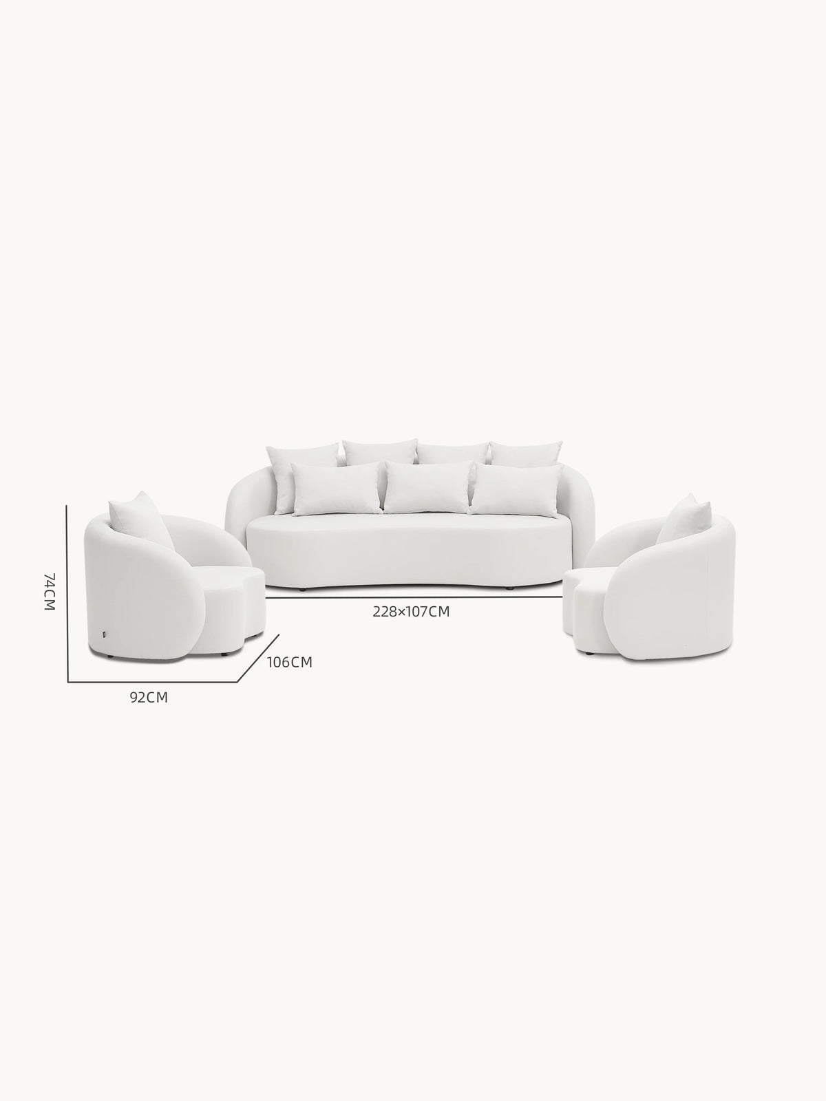 Santorini Garten Loungesofa Set (4-Sitzer), bestehend aus einem modernen, weißen Dreiersofa und zwei passenden Sessel, präsentiert weiche, abgerundete Silhouetten mit glatten Linien, ideal für elegante Outdoor-Bereiche.