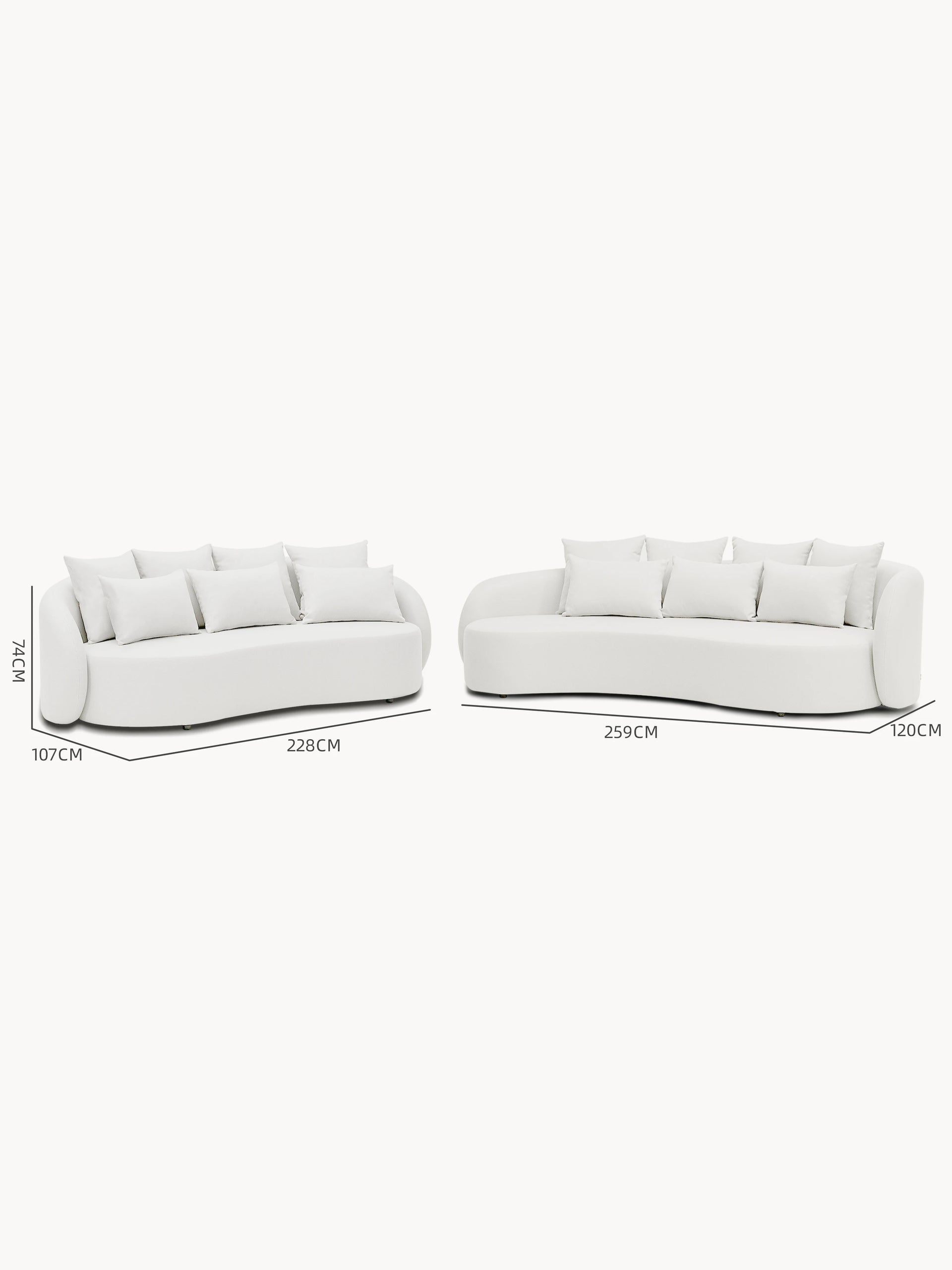 Santorini Garten Loungesofa Set (5-Sitzer): Zwei weiße, modern geschwungene Sofas mit passenden Kissen, Maße: 228 cm und 259 cm Breite, inspiriert von mediterranen Linien, ideal für flexible Outdoor-Gestaltungen.