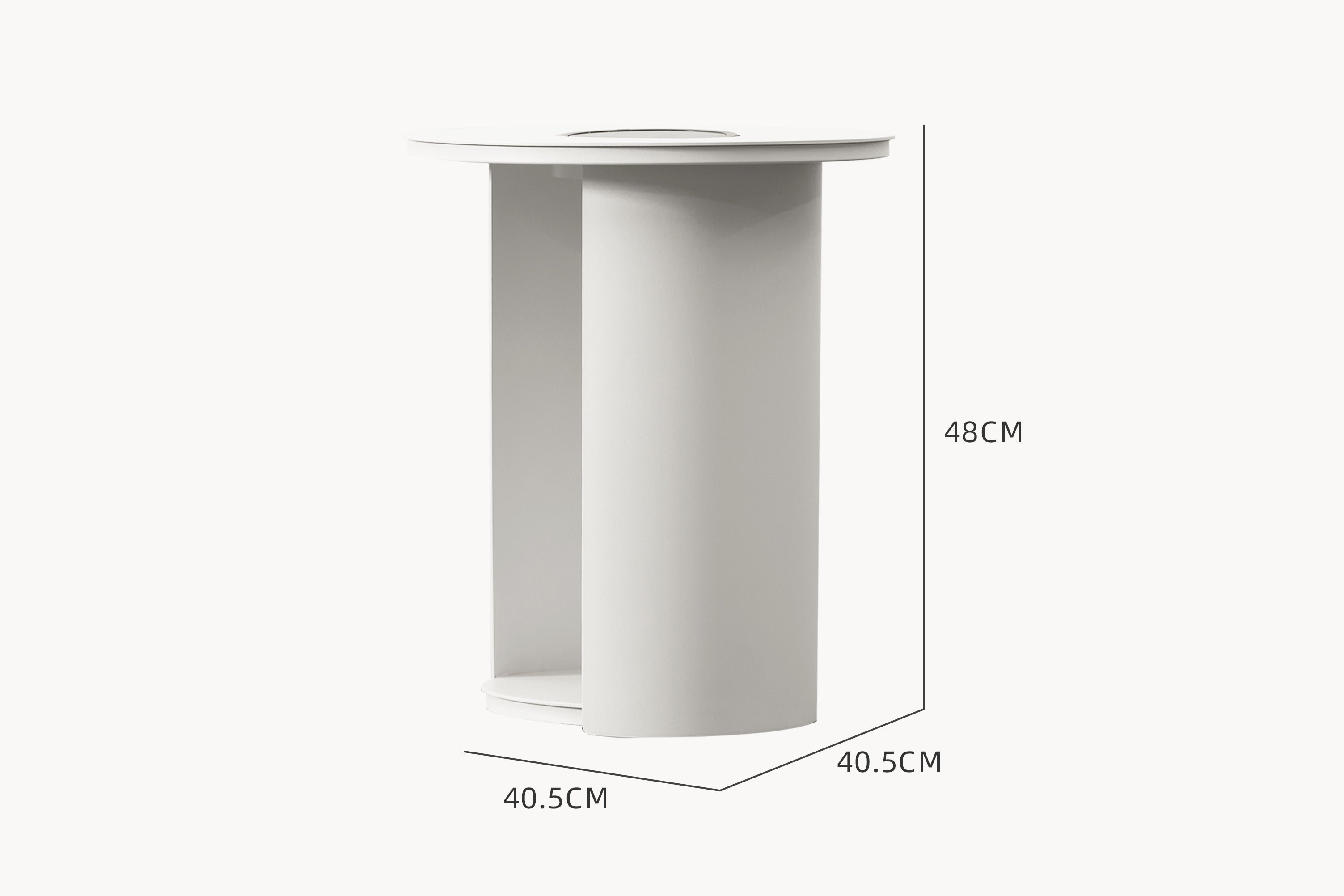 Die Santorini Garten Solar-Leuchtetisch-Sofagarnitur zeigt ein dynamisches, ungleichmäßiges Design, inspiriert von mediterranen Blütenblättern, perfekt für flexible, stilvolle Outdoor-Arrangements im Finqa-Stil.